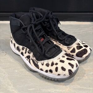 Air Jordan 11 Women’s Animal Instinct Sneakers Size 8.5